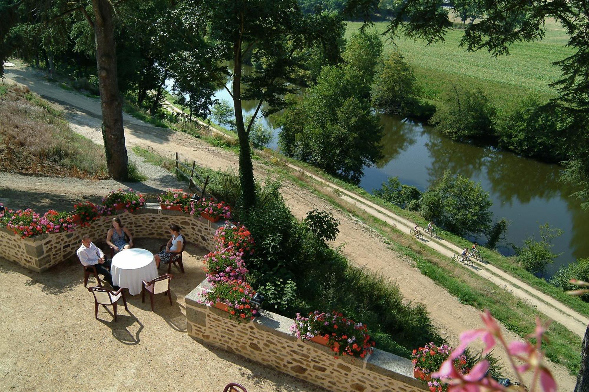 Hotel Logis La Marjolaine Moulay Esterno foto